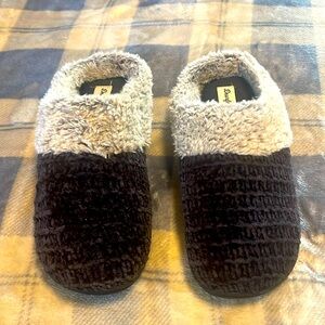 Dearforms Slippers, Black Chenille with Grey Trim, Women’s Size M 7-8
